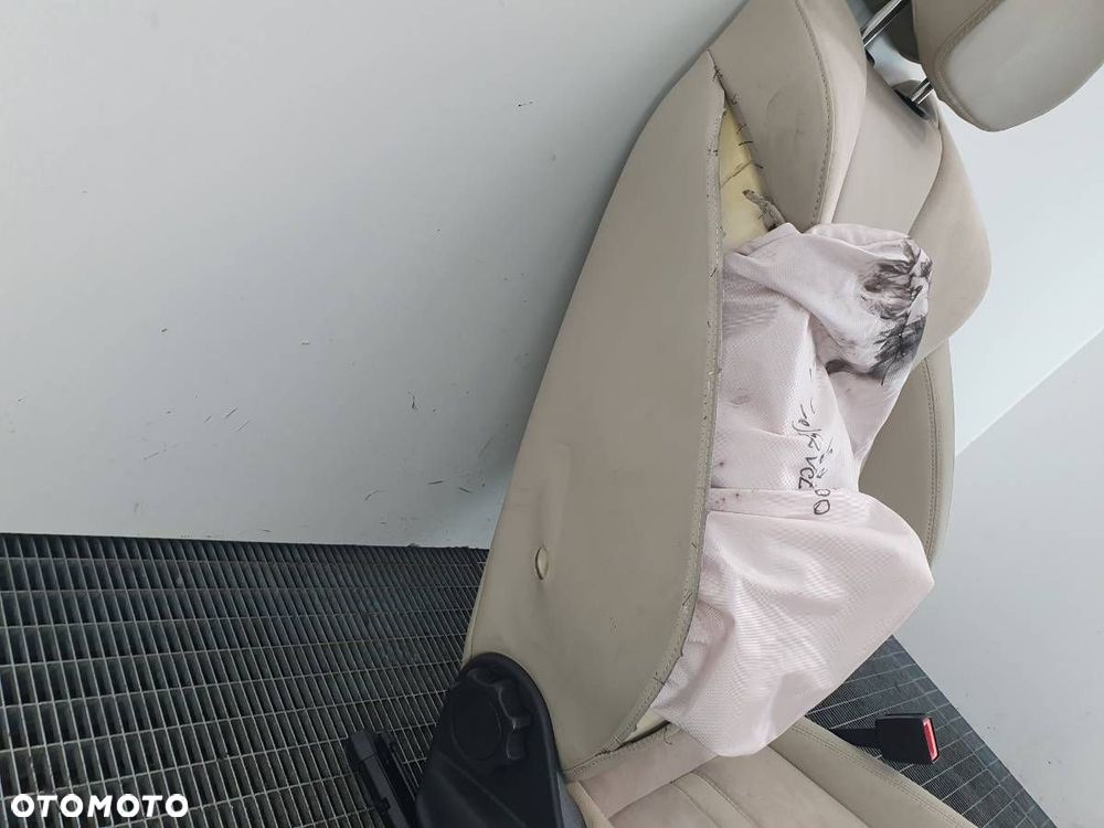 FOTEL PRZÓD PRZEDNI PRAWY PASAŻERA SKODA OCTAVIA IV EU WYSTRZELONY - 5