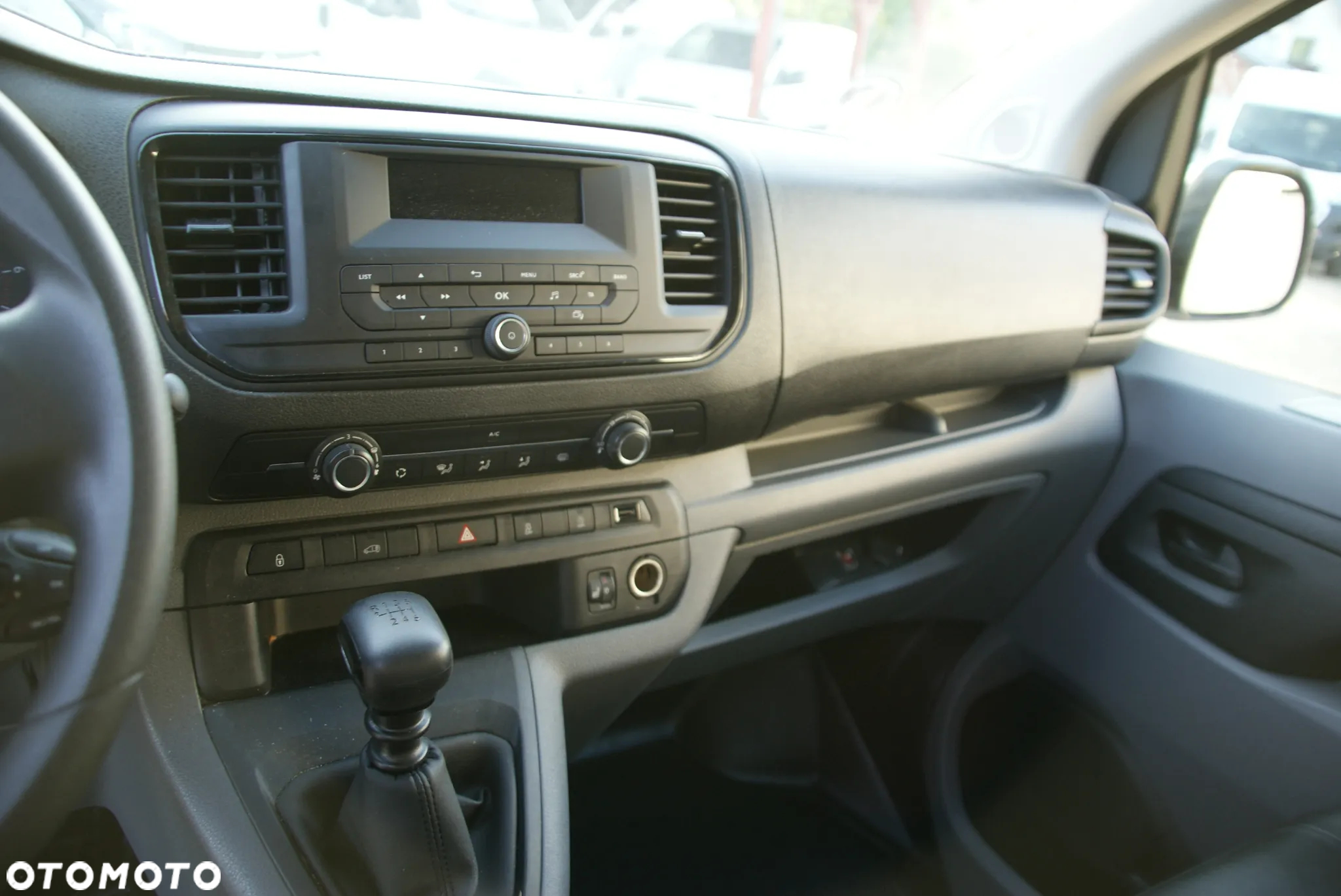 Peugeot Expert - 19