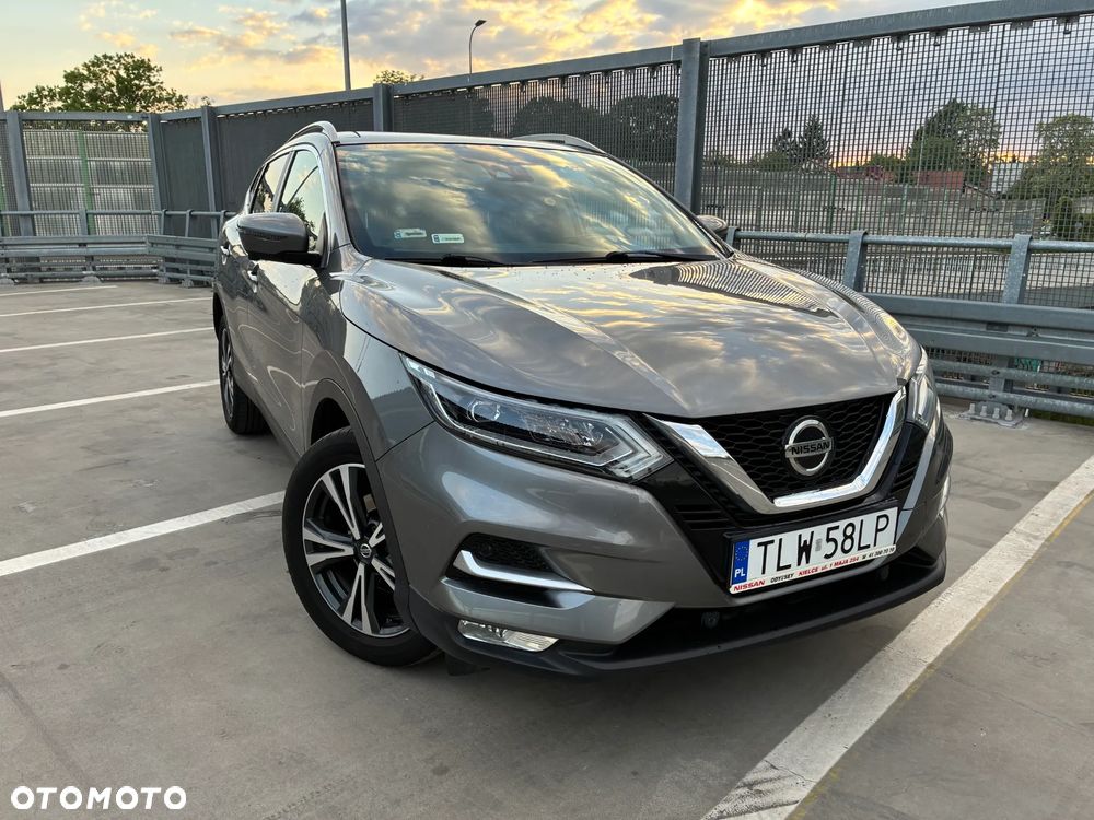 Nissan Qashqai 1.3 DIG-T N-Connecta - 1