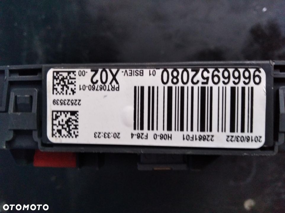 Skrzynka moduł bsi 9666952080 Citroen C3 II 1.2 2016r - 1