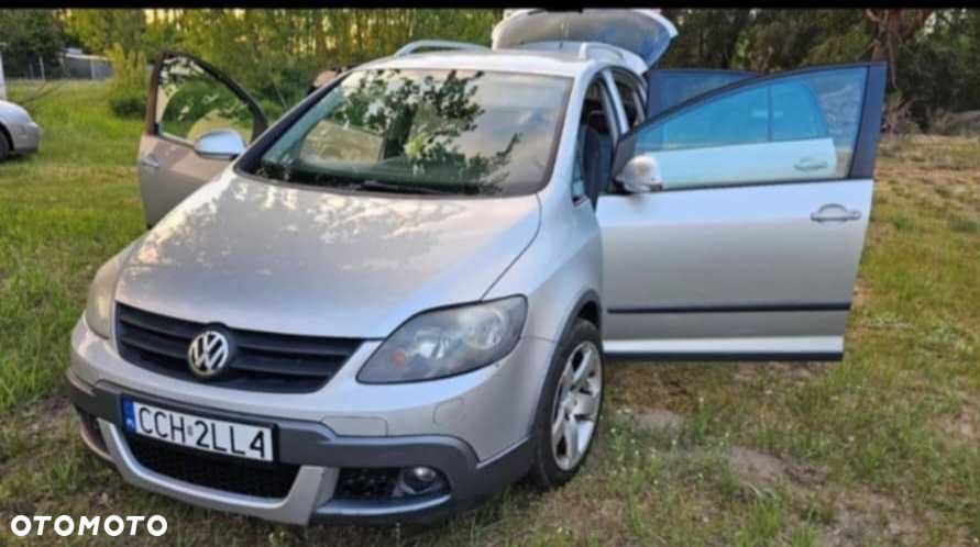 Volkswagen Golf Plus - 1