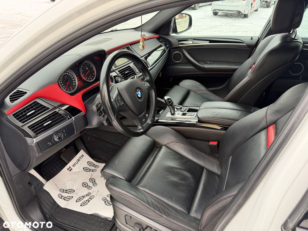BMW X6M - 14