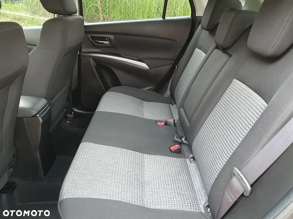 Suzuki SX4 S-Cross 1.4 Boosterjet Hybrid Comfort - 22