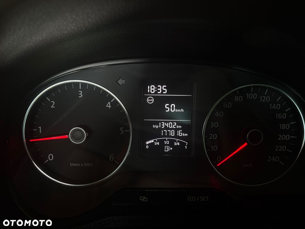 Volkswagen Polo 1.6 TDI MATCH - 12