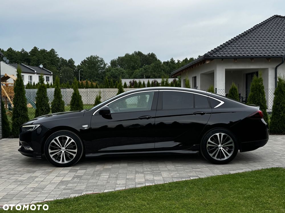 Opel Insignia 2.0 CDTI Ultimate S&S - 2