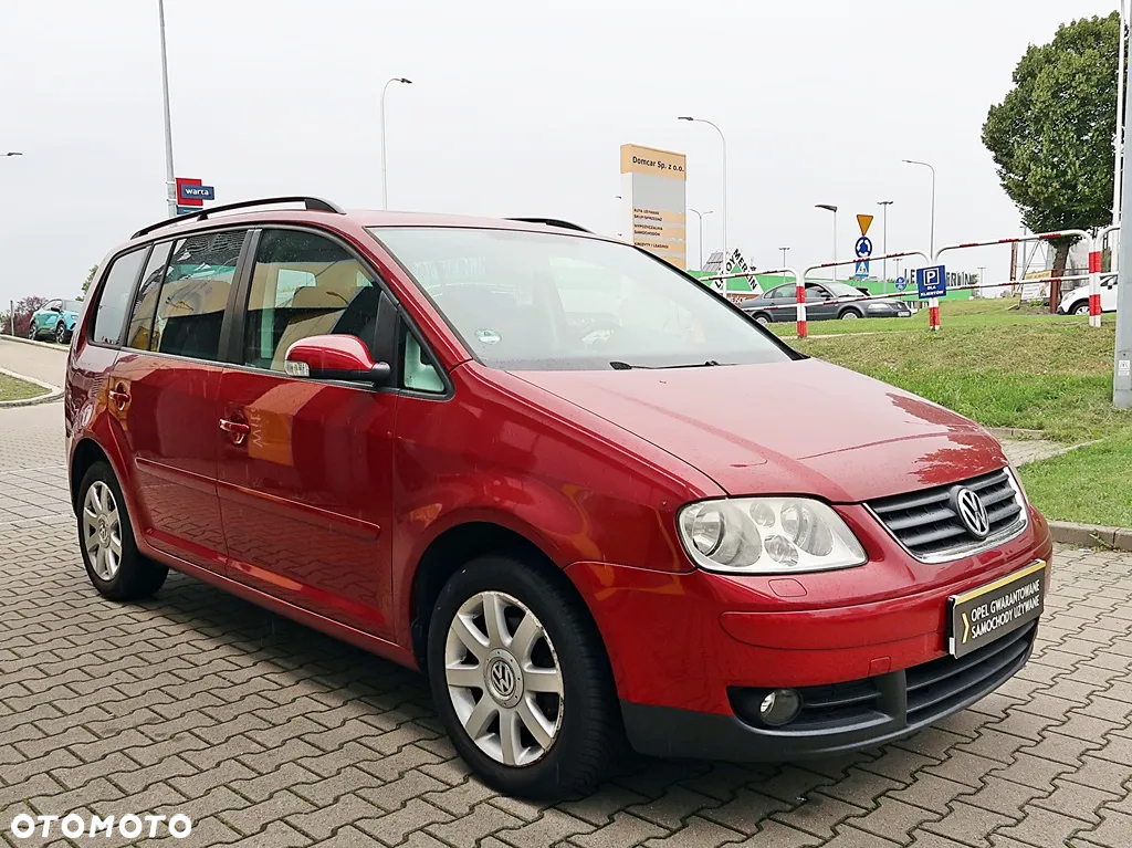 Volkswagen Touran 2.0 FSI Trendline - 5