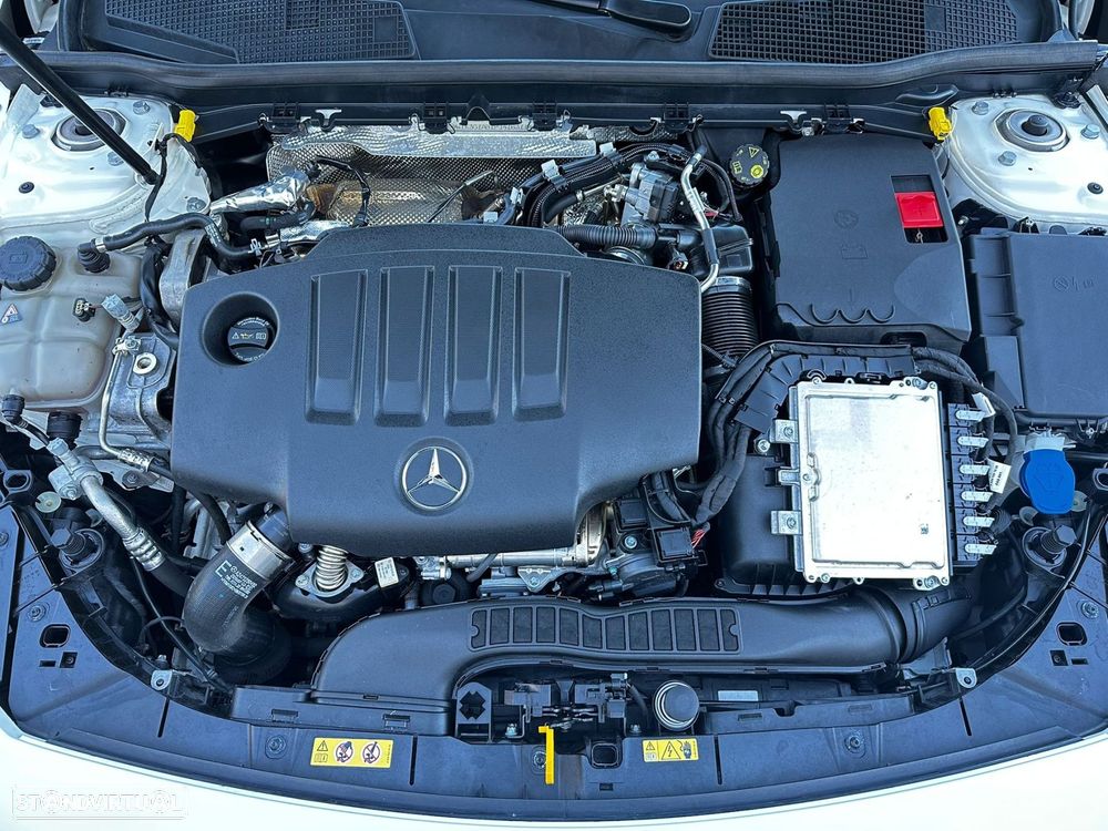 Mercedes-Benz A 180 Limousine d AMG Line Aut. - 26