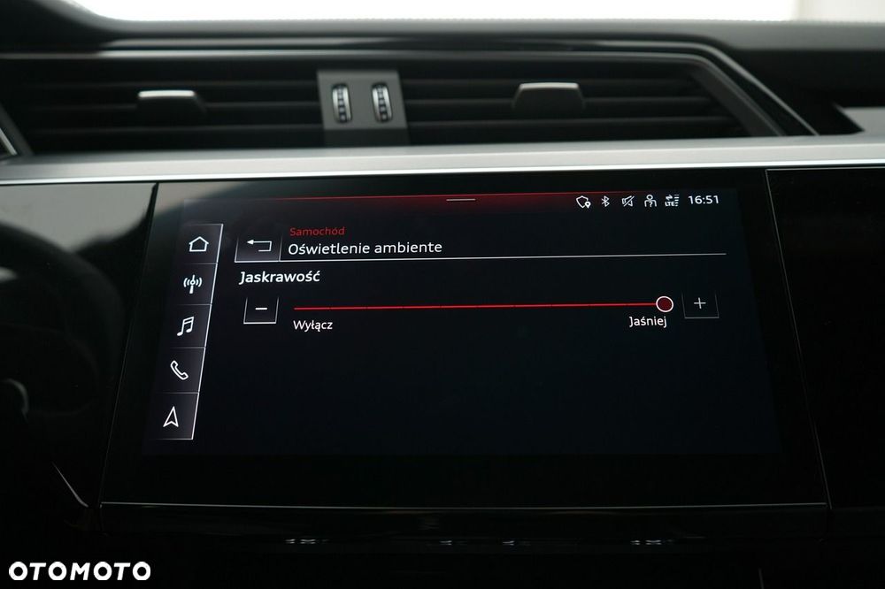 Audi Q8 Sportback e-tron - 34