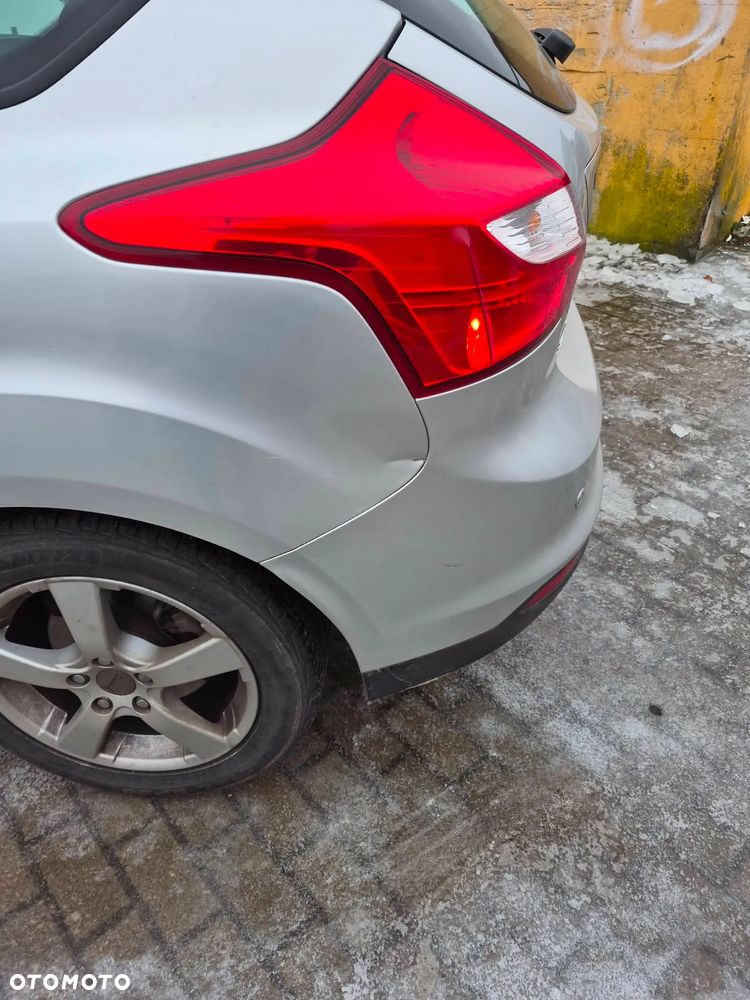 Ford Focus 1.0 EcoBoost 99g Trend - 13