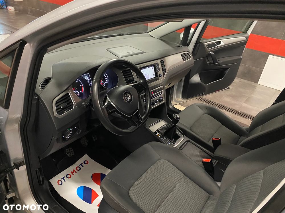Volkswagen Golf Sportsvan - 10