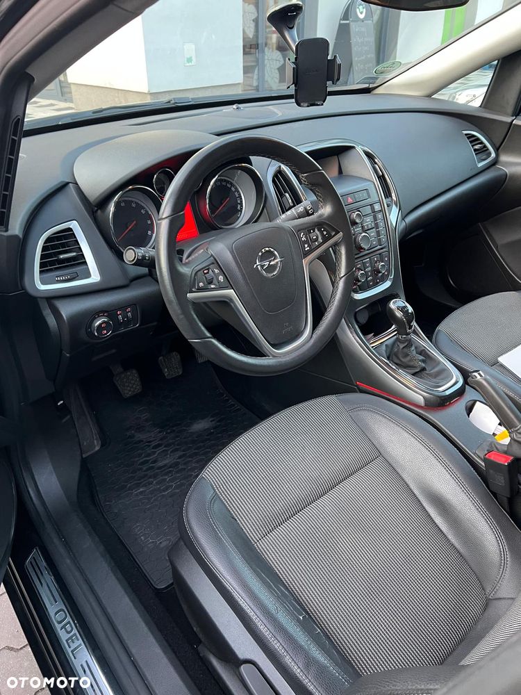 Opel Astra 1.4 T Cosmo - 9