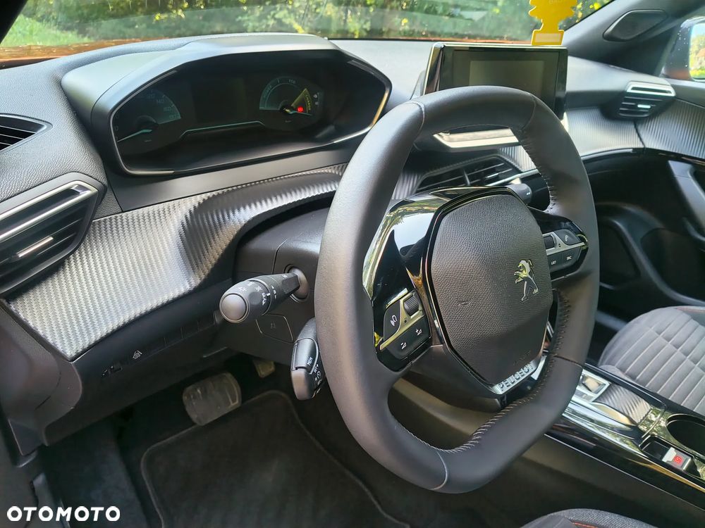 Peugeot 2008 136 Style - 16
