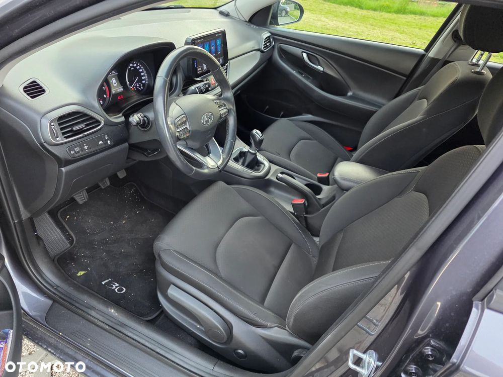 Hyundai i30 1.0 T-GDI Connect & Go - 7