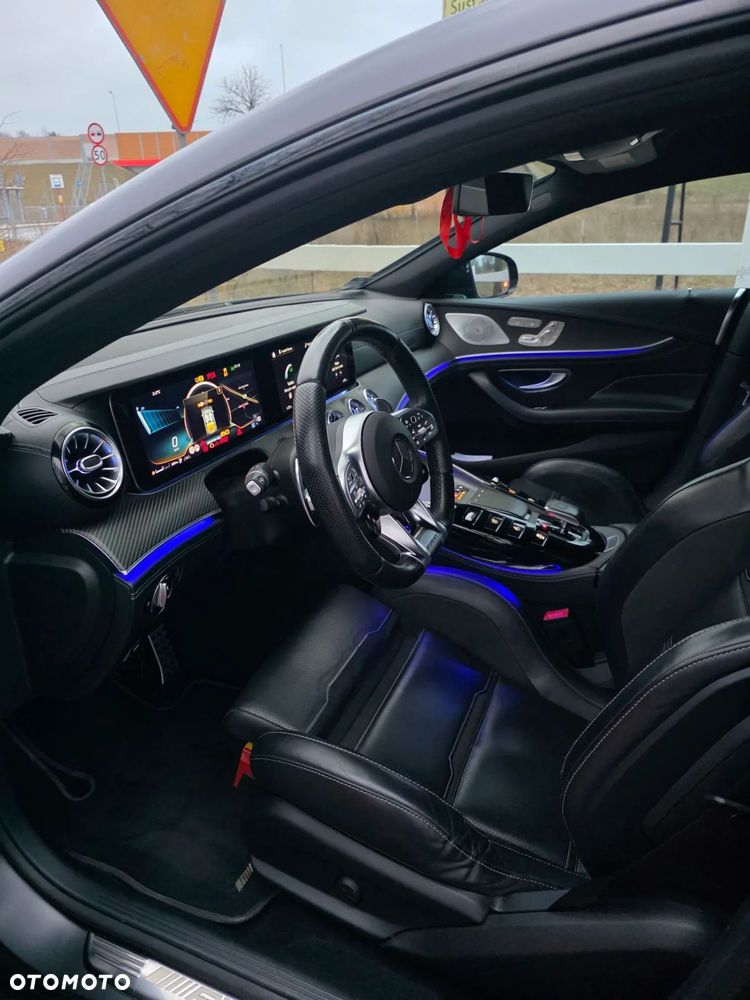 Mercedes-Benz AMG GT 43 4-Matic+ - 29