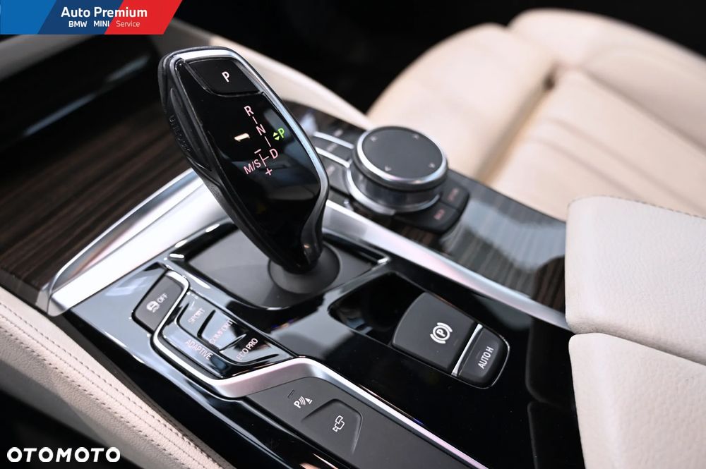 BMW Seria 5 520d xDrive - 6