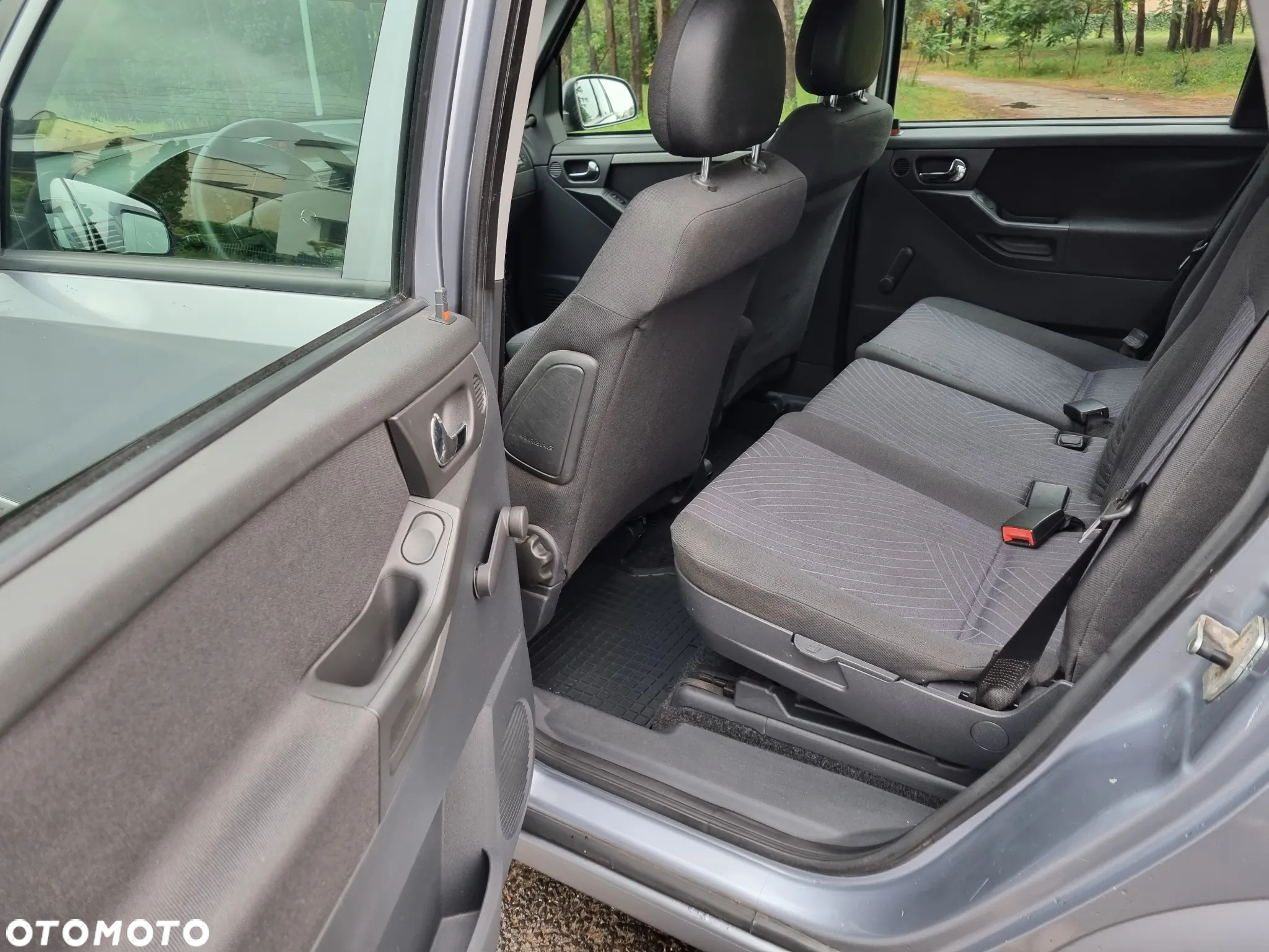 Opel Meriva - 11