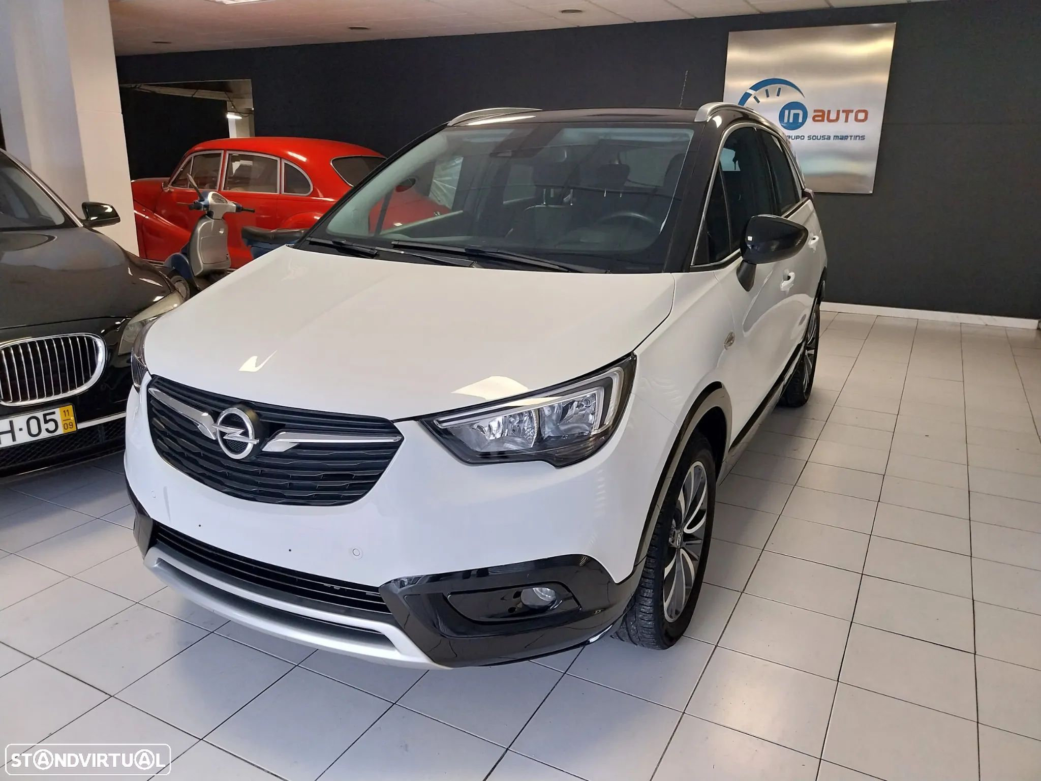 Opel Crossland X 1.2 T Innovation Aut. - 1