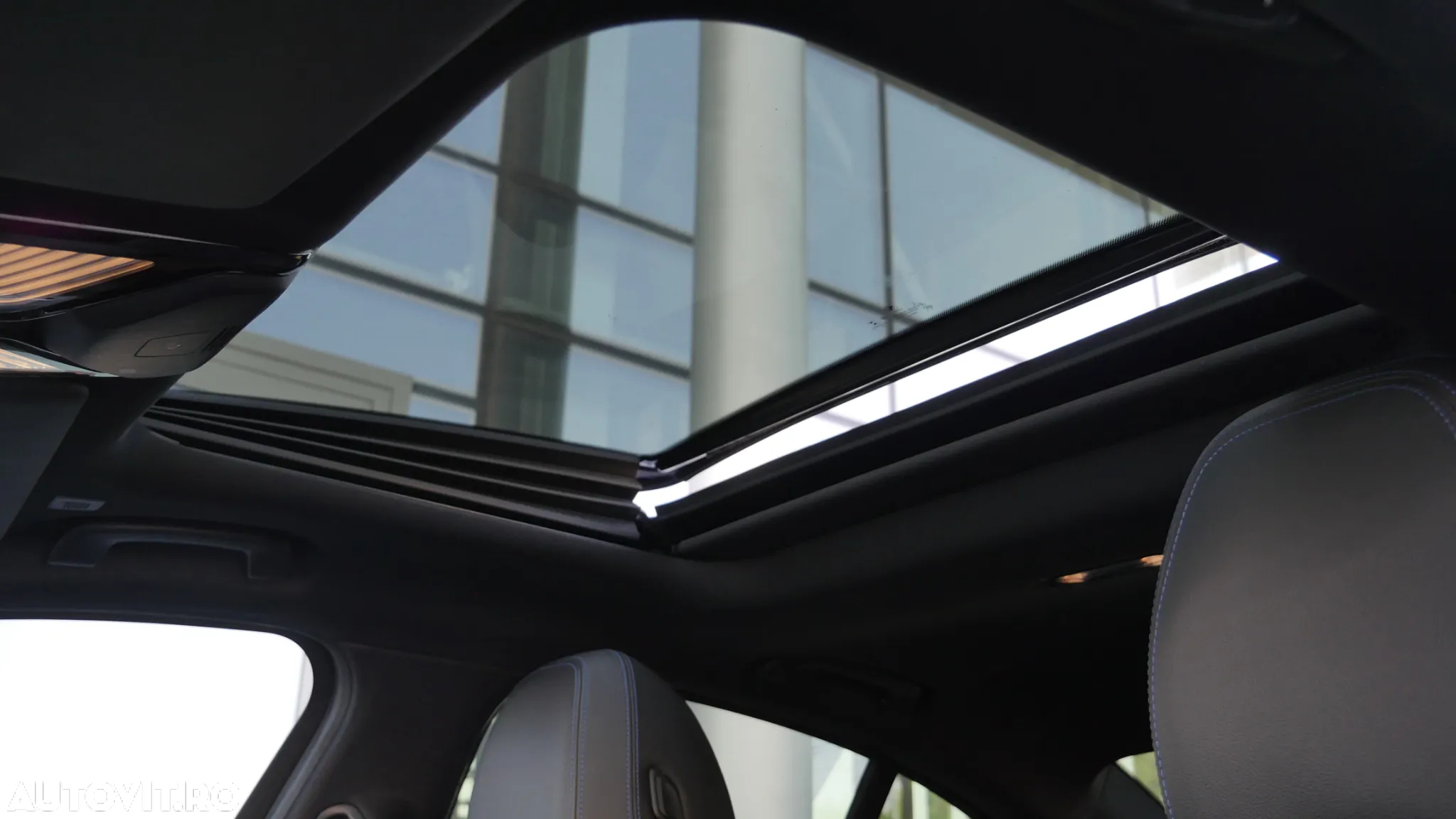 BMW Seria 3 330i xDrive Aut. M Sport - 4
