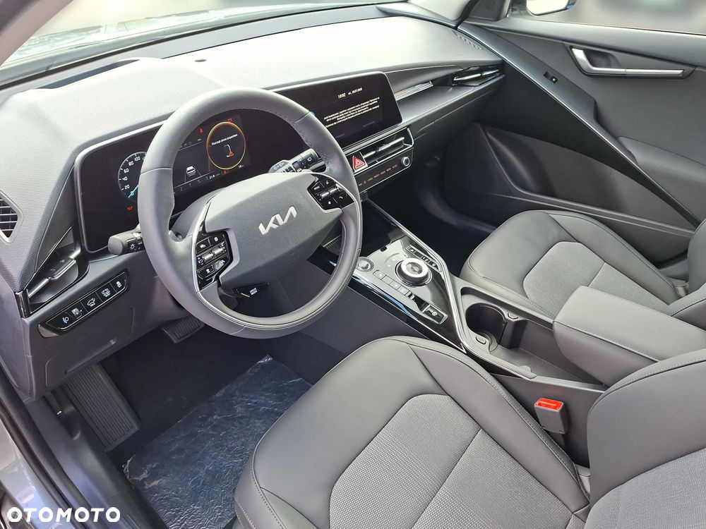 Kia Niro 1.6 GDI Hybrid Business Line - 20
