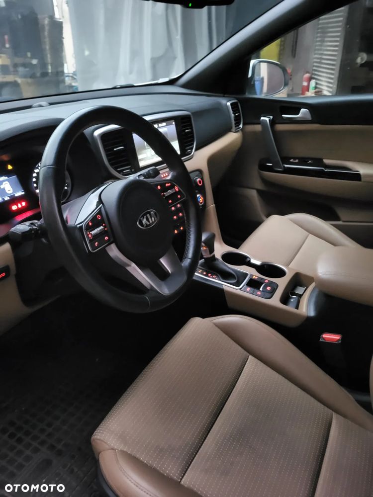 Kia Sportage 1.6 T-GDI Black Edition 2WD DCT - 8