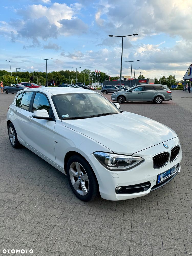 BMW Seria 1 116d Sport Line - 1