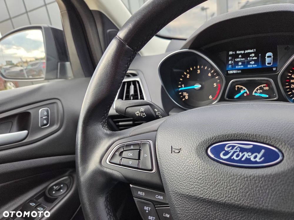Ford Kuga 2.0 TDCi FWD Titanium - 27