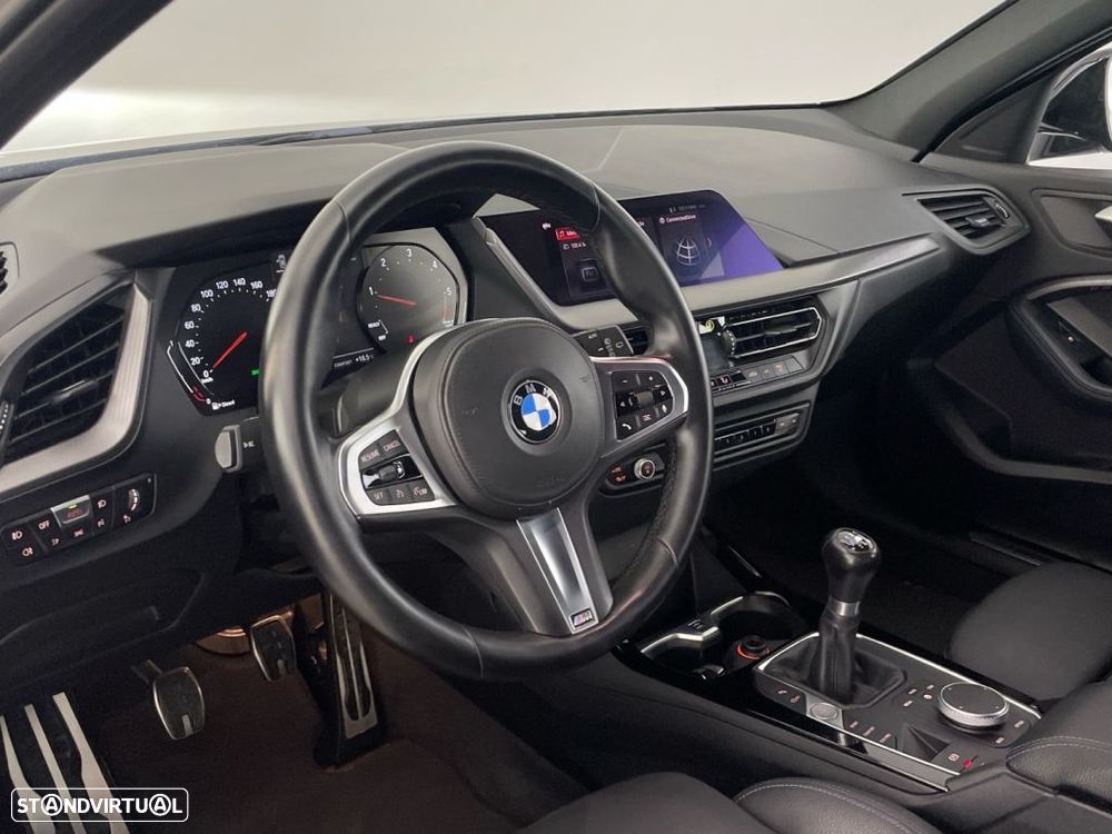 BMW 116 d Pack Desportivo M - 16