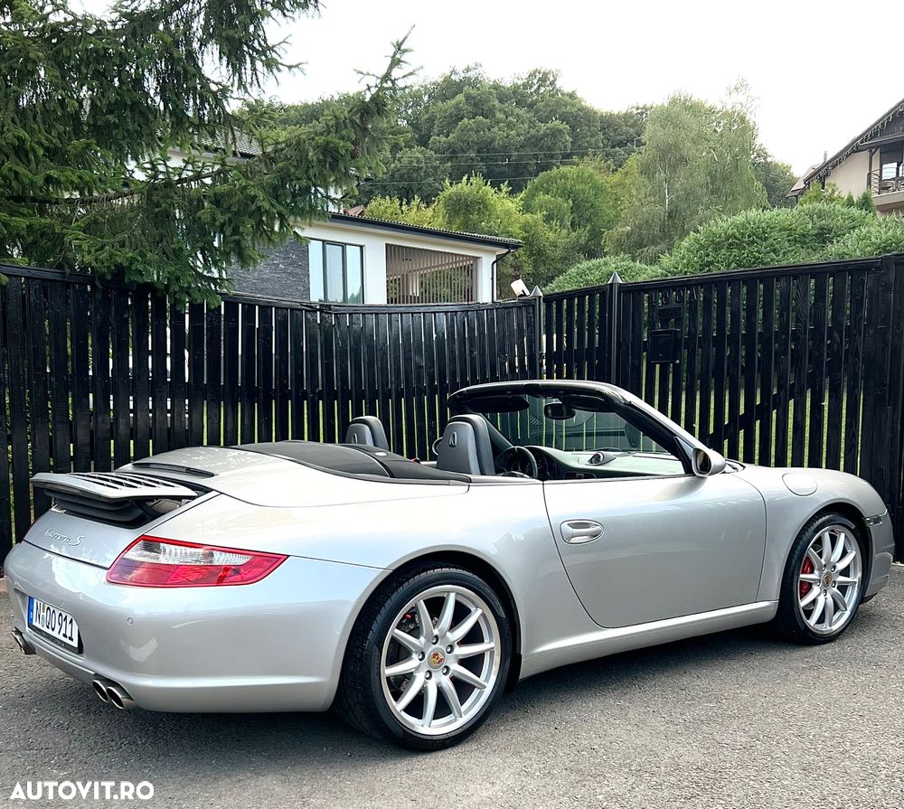 Porsche 911 Carrera - 14