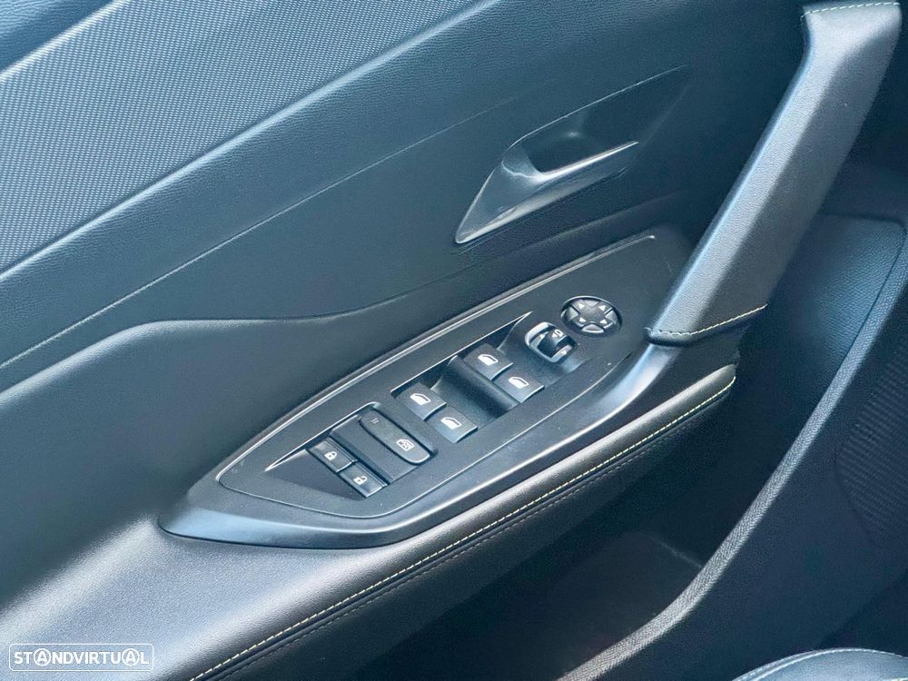 Peugeot 308 SW 1.5 BlueHDi GT EAT8 - 49