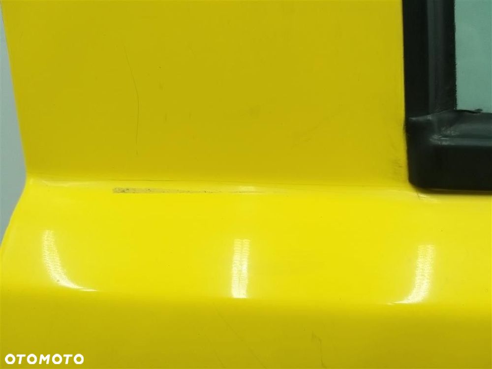 Drzwi prawe (3 drzwi) Fiat Punto II 1999–2003 R 3D NUMER KOLORU:258 - 14