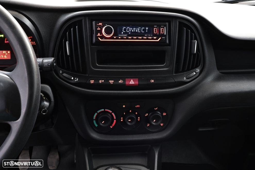Fiat Doblo Dobló Cargo 1.3m-jet Easy 3l - 17
