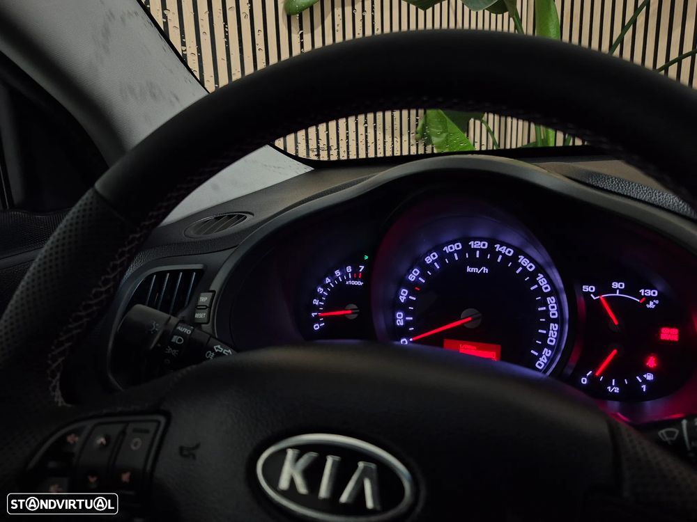 Kia Sportage 1.6 GDI ISG LX - 20