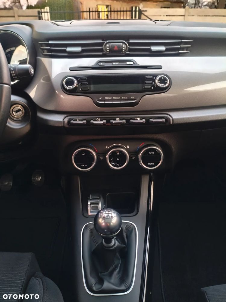 Alfa Romeo Giulietta 1.4 TB 16V Turismo - 28