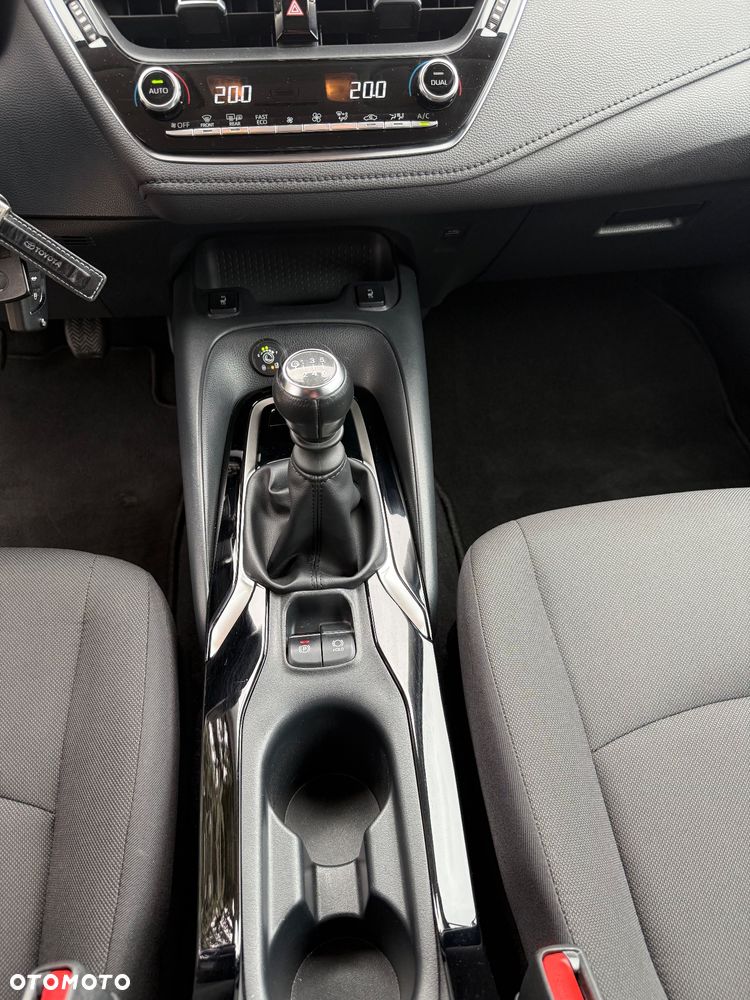 Toyota Corolla 1.5 Style - 27