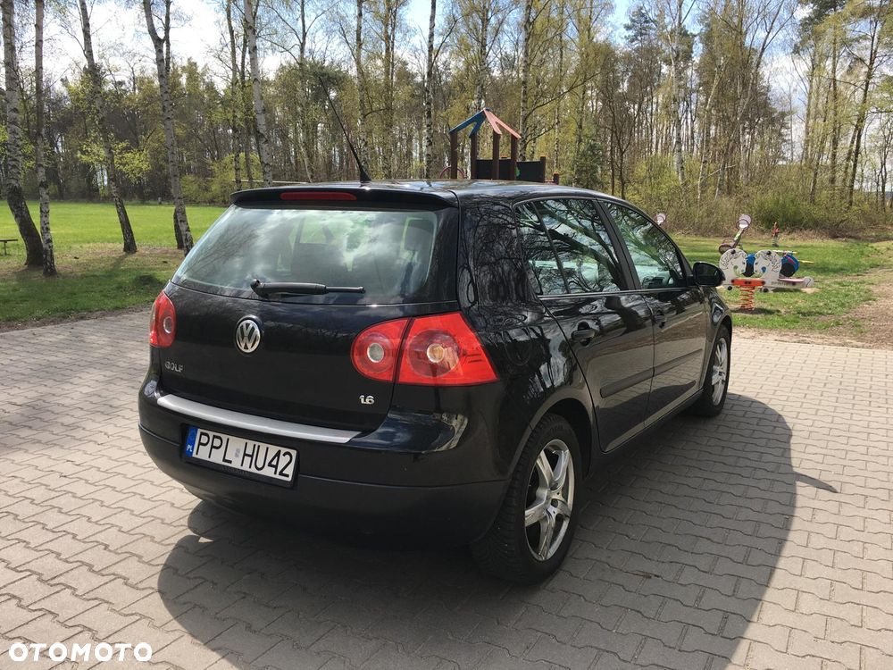 Volkswagen Golf 1.6 Trendline - 5