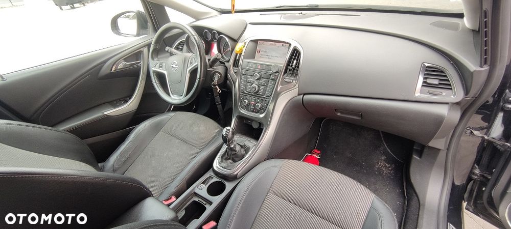 Opel Astra 1.7 CDTI DPF Cosmo - 5