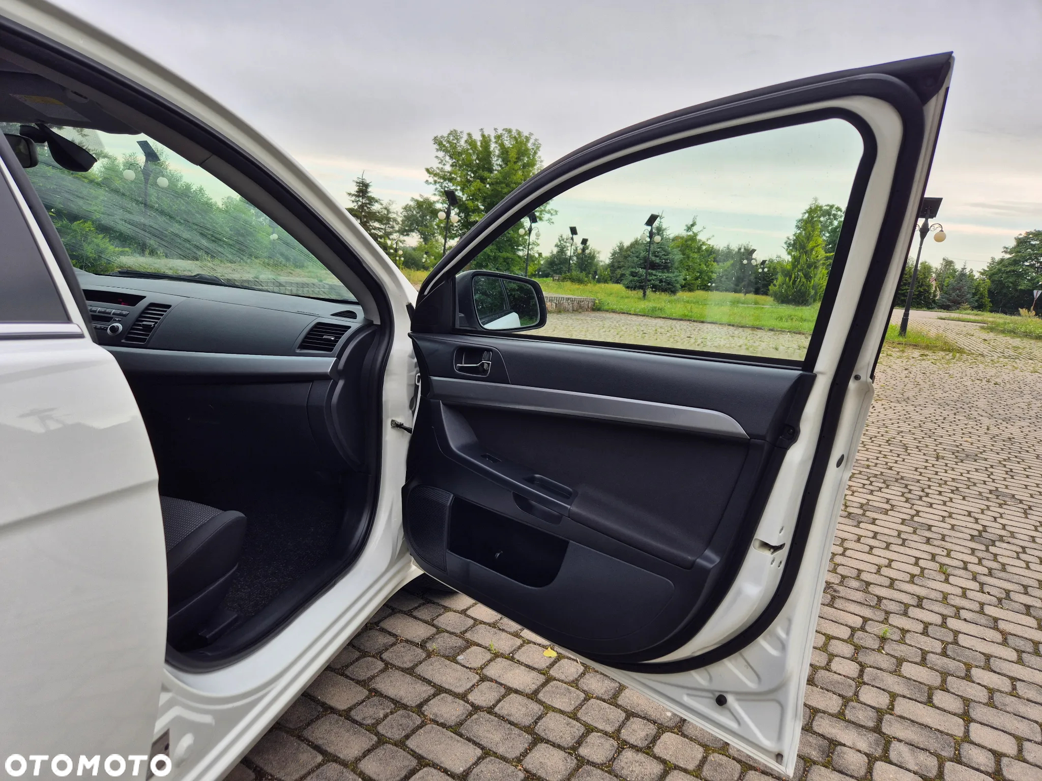 Mitsubishi Lancer 1.6 ClearTec XTRA - 36