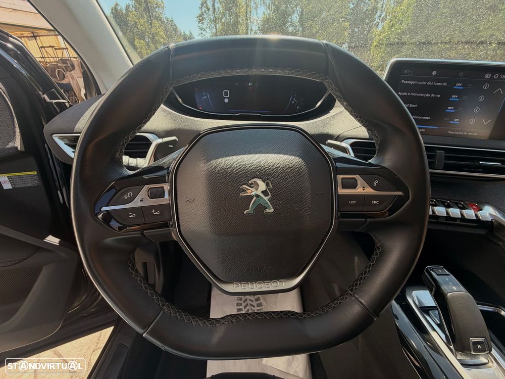 Peugeot 3008 1.2 PureTech Allure EAT6 - 37