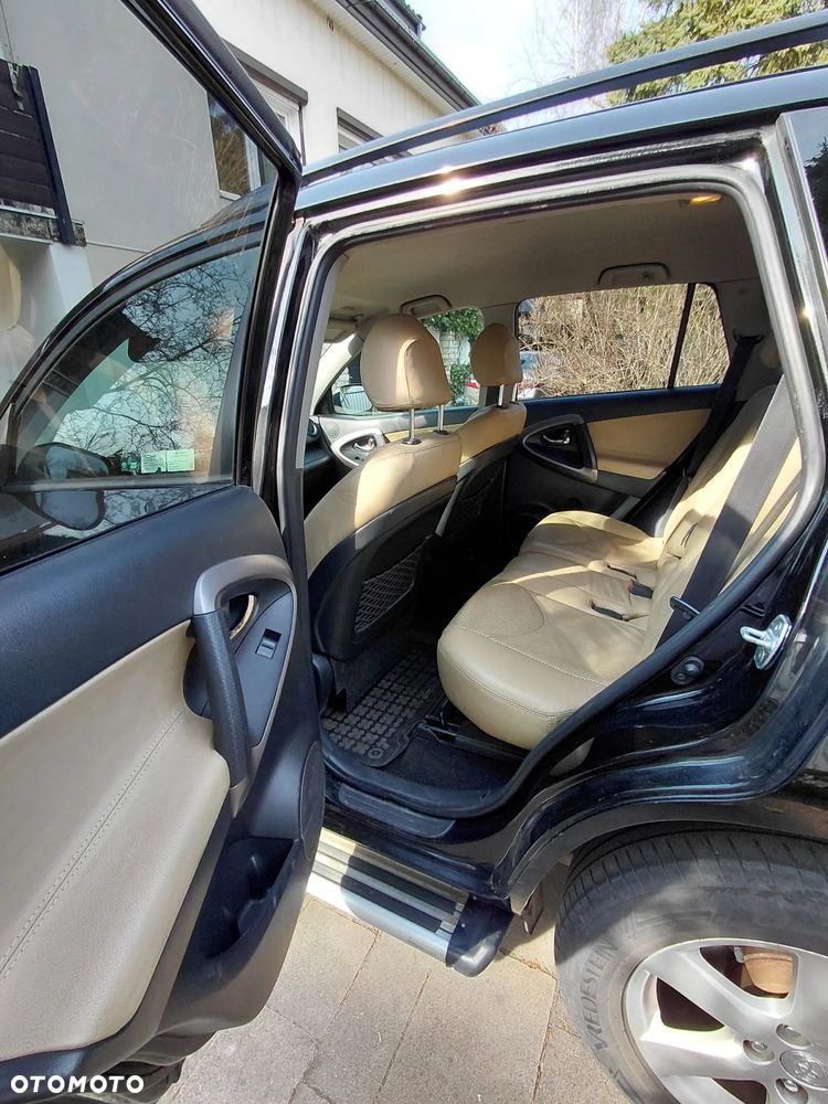 Toyota RAV4 2.0 VVT-i Premium - 5