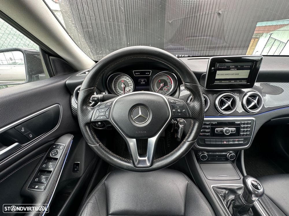 Mercedes-Benz CLA 180 - 10