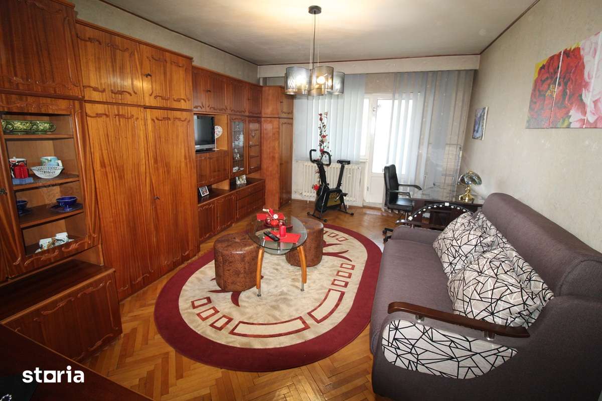 Închiriez apartament 2 camere în Hunedoara, Micro1-Bd.Libertății, 57mp — fotografia 1