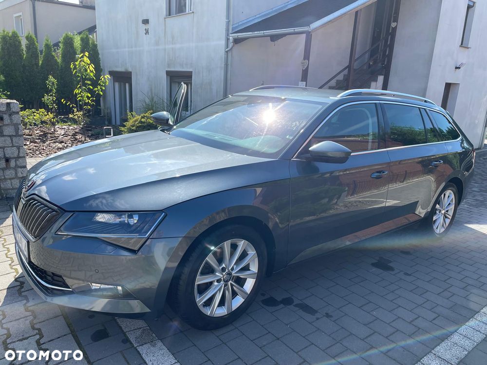 Skoda Superb 2.0 TDI DSG Style - 21