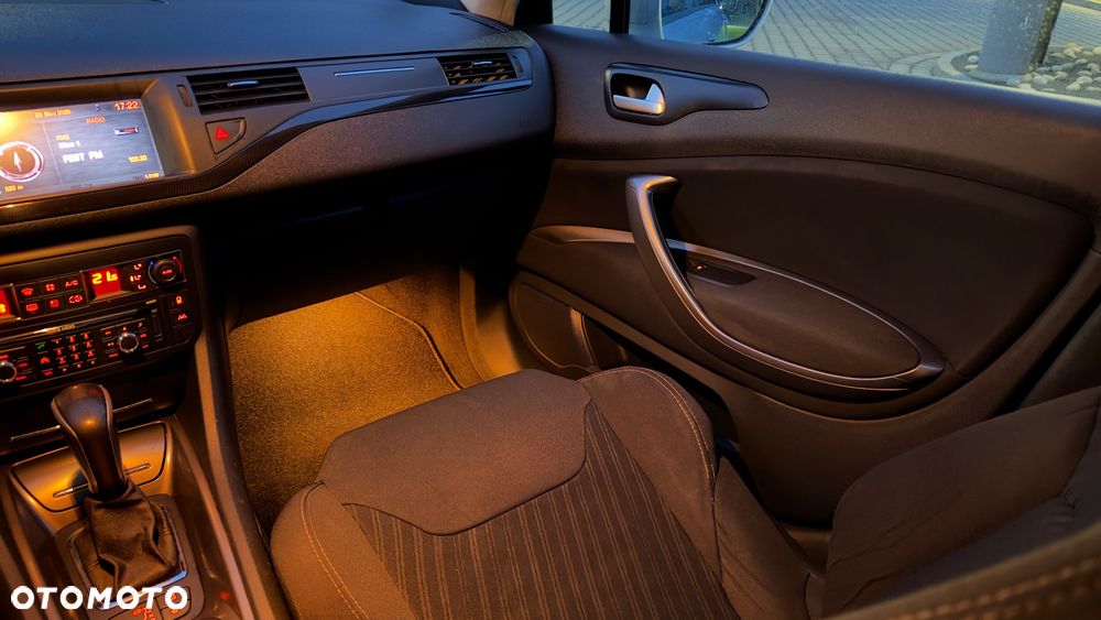 Citroën C5 2.0 HDi Exclusive Equilibre Navi - 16