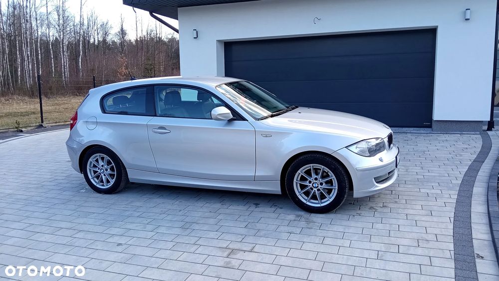 BMW Seria 1 116d - 10
