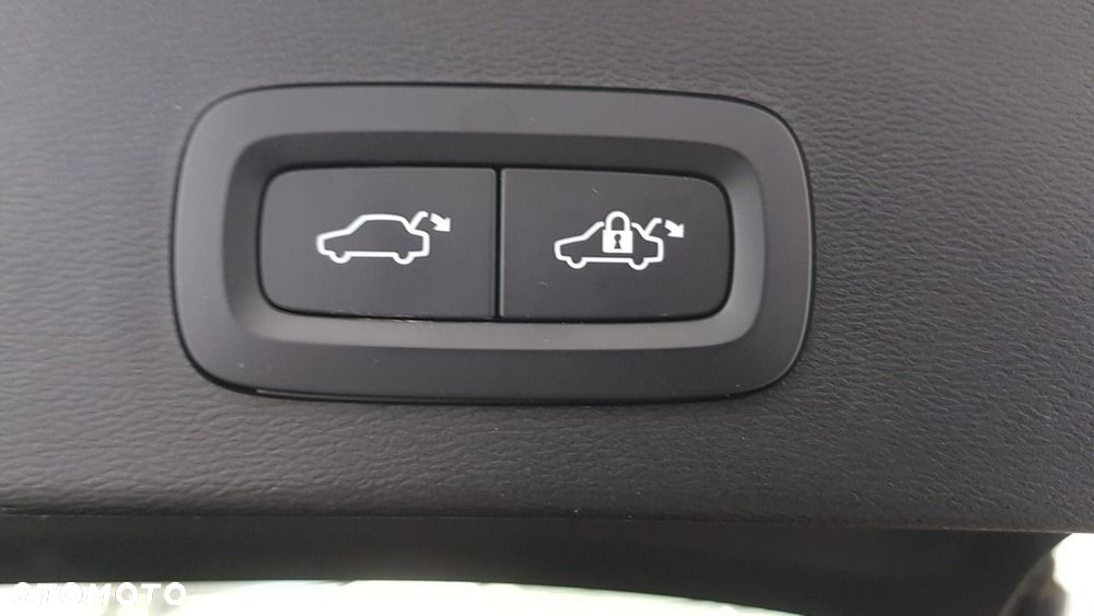 Volvo XC 40 - 19