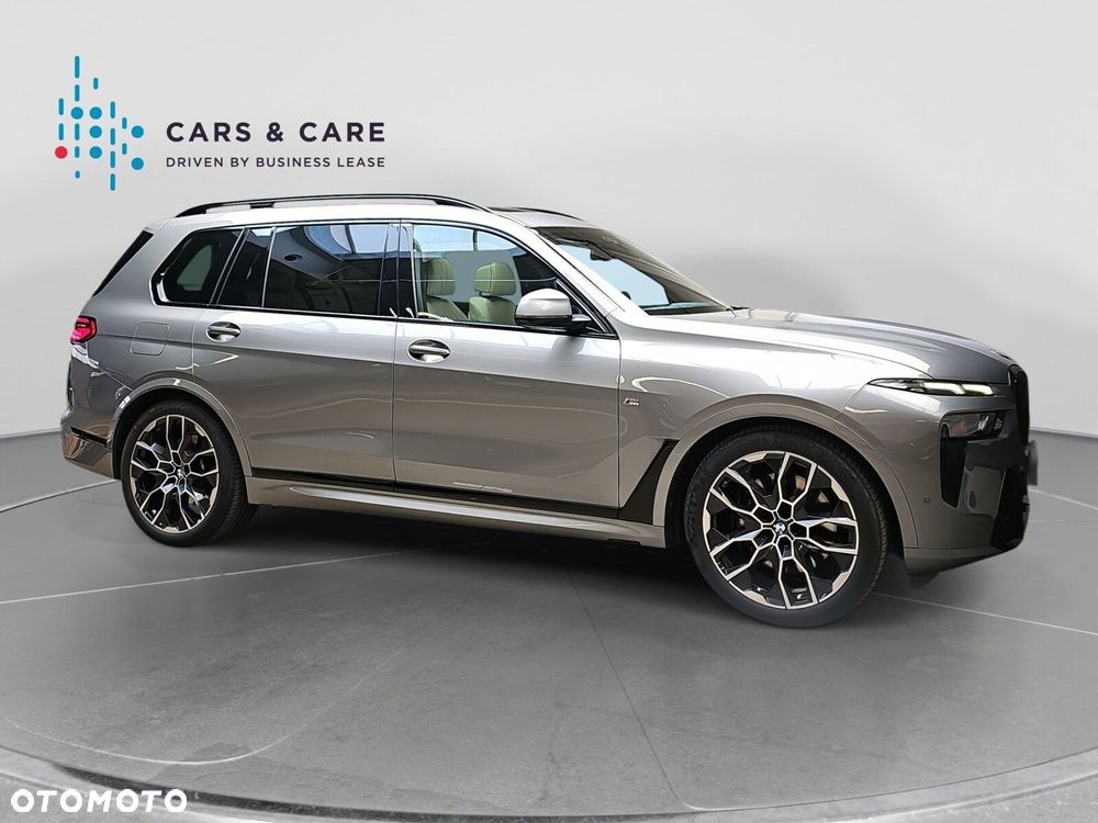 BMW X7 - 26