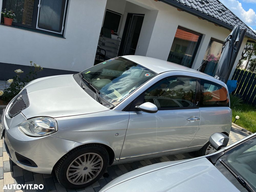 Lancia Ypsilon 1.3 Multijet Oro - 9
