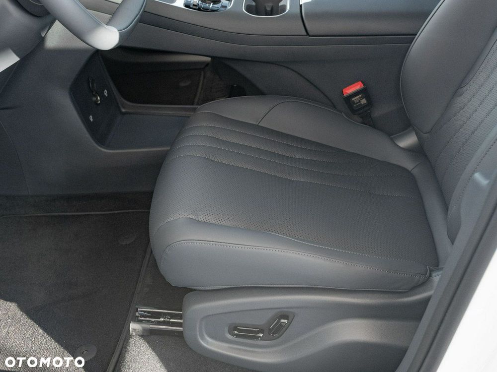 Geely Starray EM-i 1.5 PHEV Pro - 9