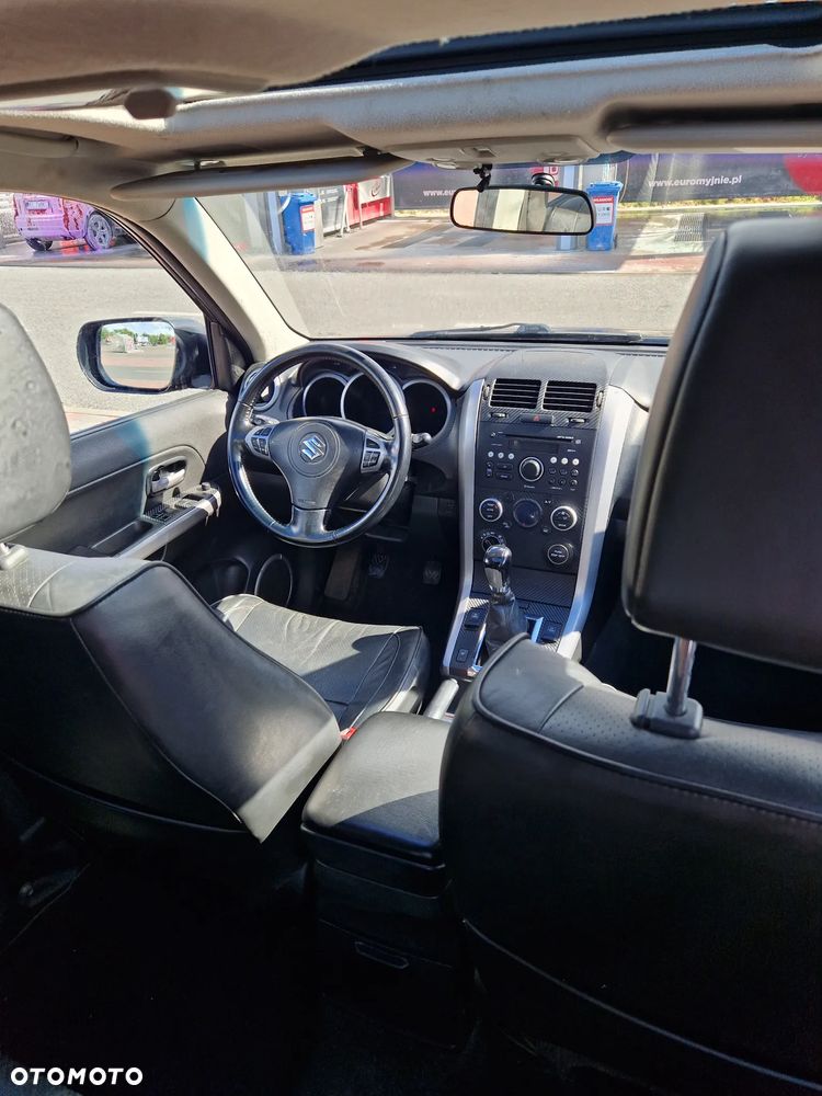 Suzuki Grand Vitara 1.9 DDiS Comfort DPF Limited - 20