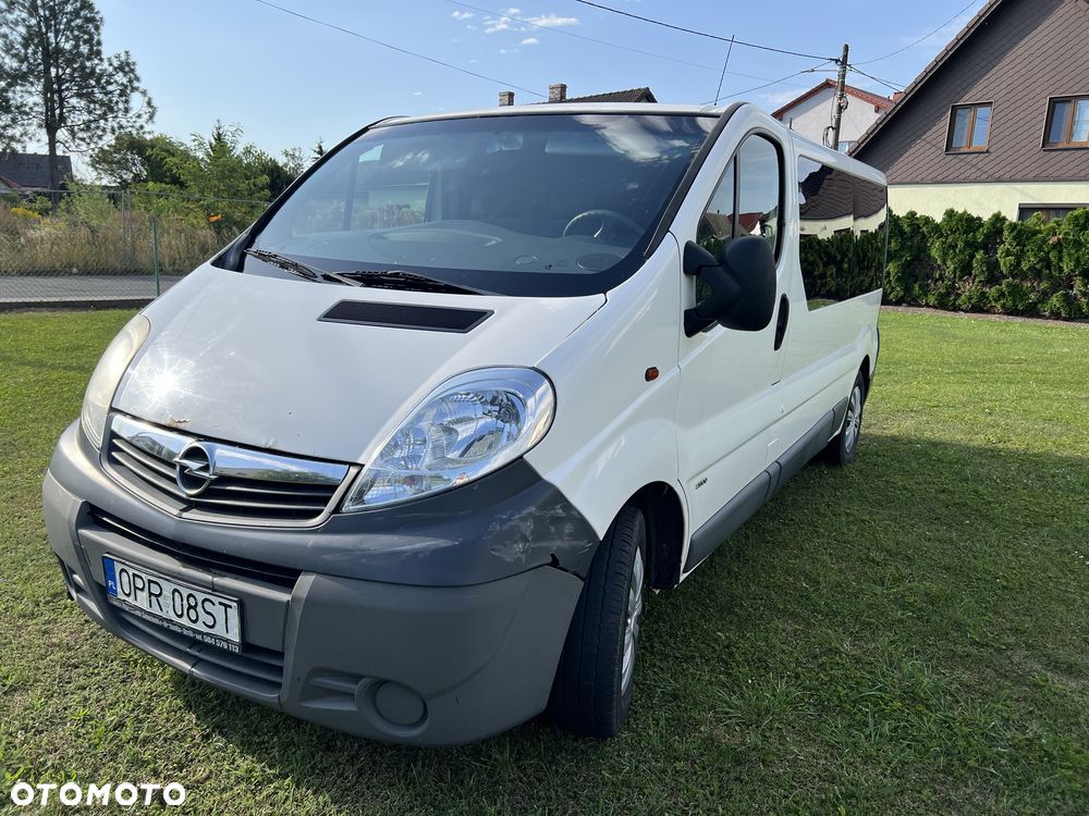 Opel Vivaro - 1
